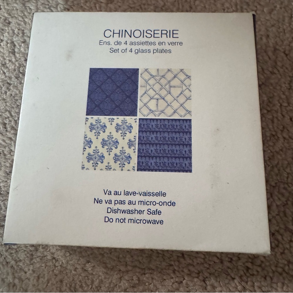 Blue and Cream Patterned Glass Coasters Set - Picture 4 of 5